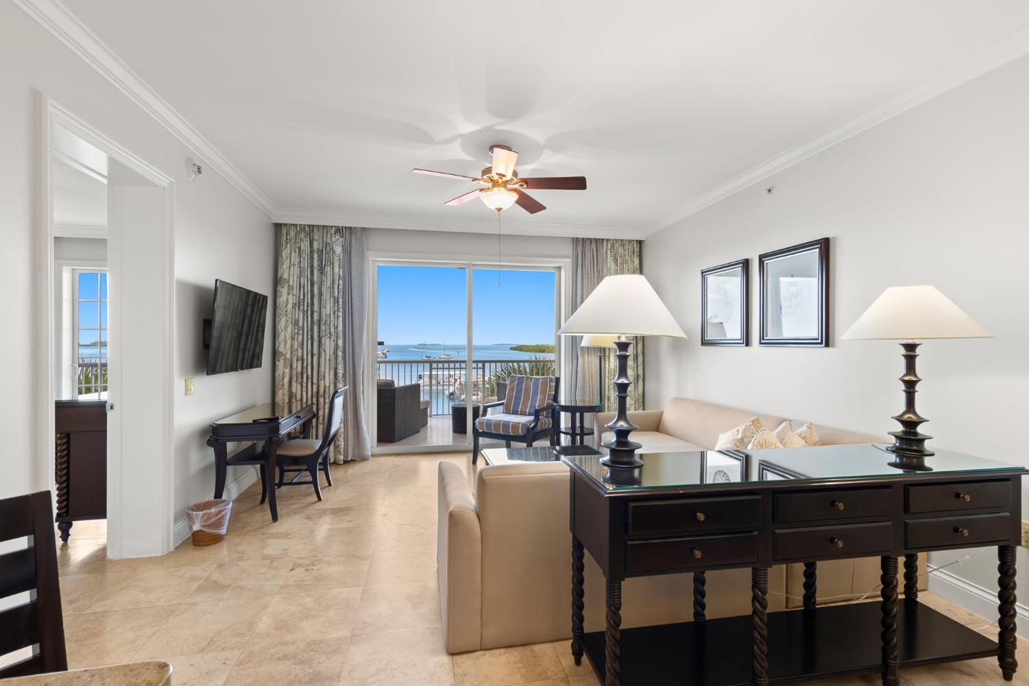 Resort Marriott Beachside 4*