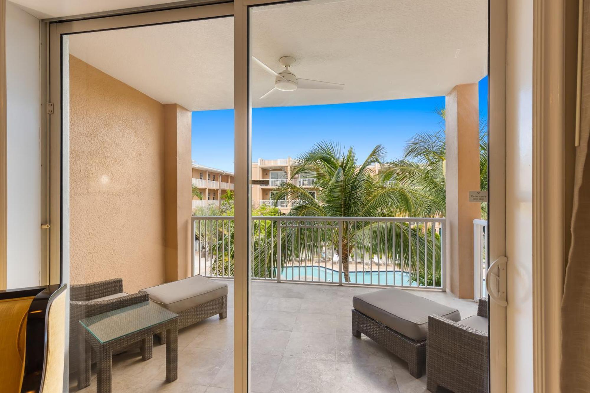 Resort Marriott Beachside 4*