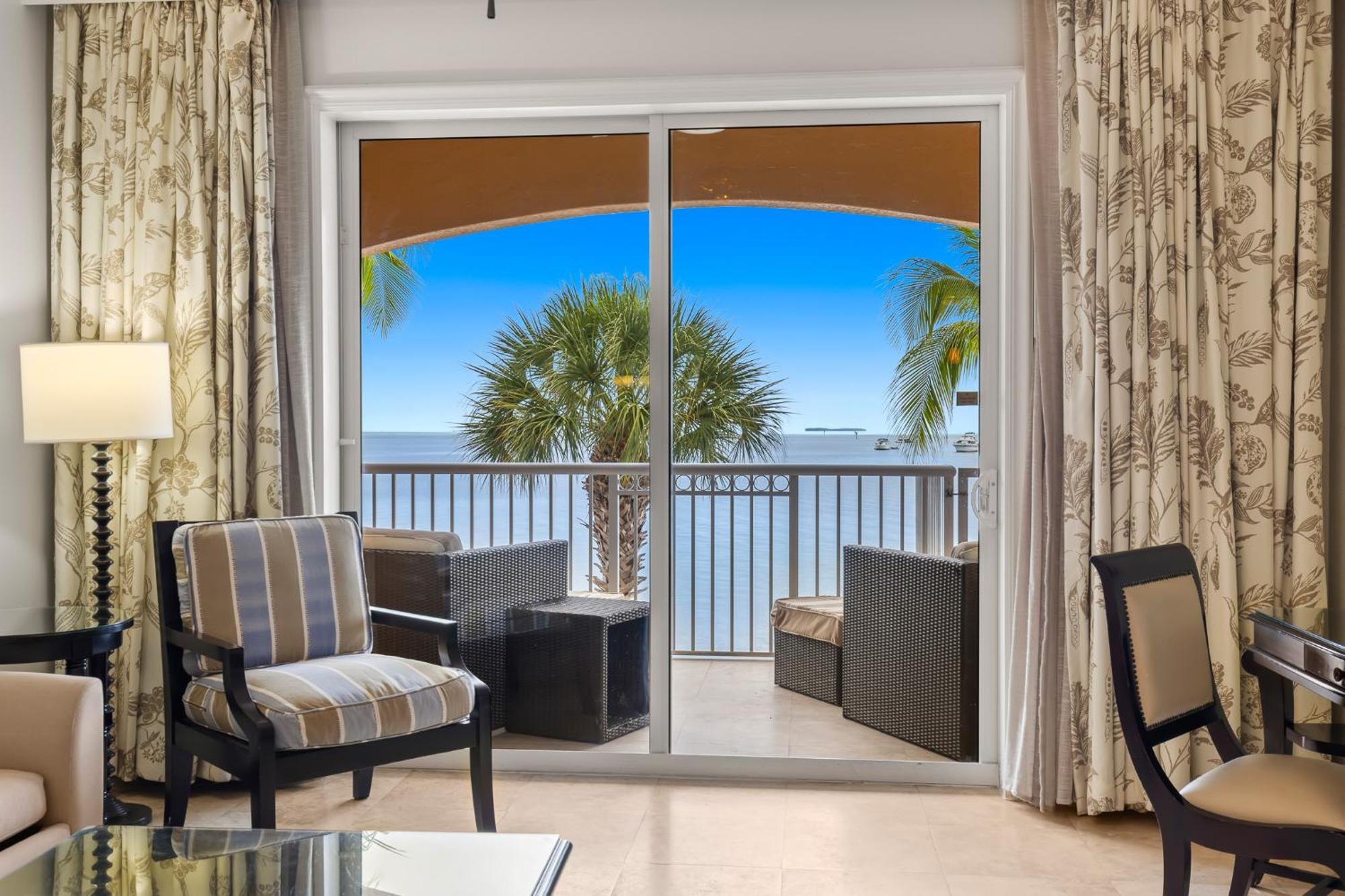 Resort Marriott Beachside
