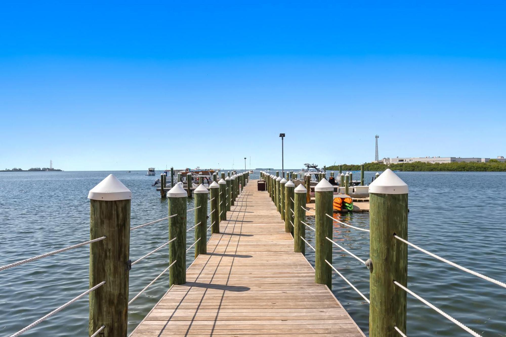 Marriott Beachside 4*