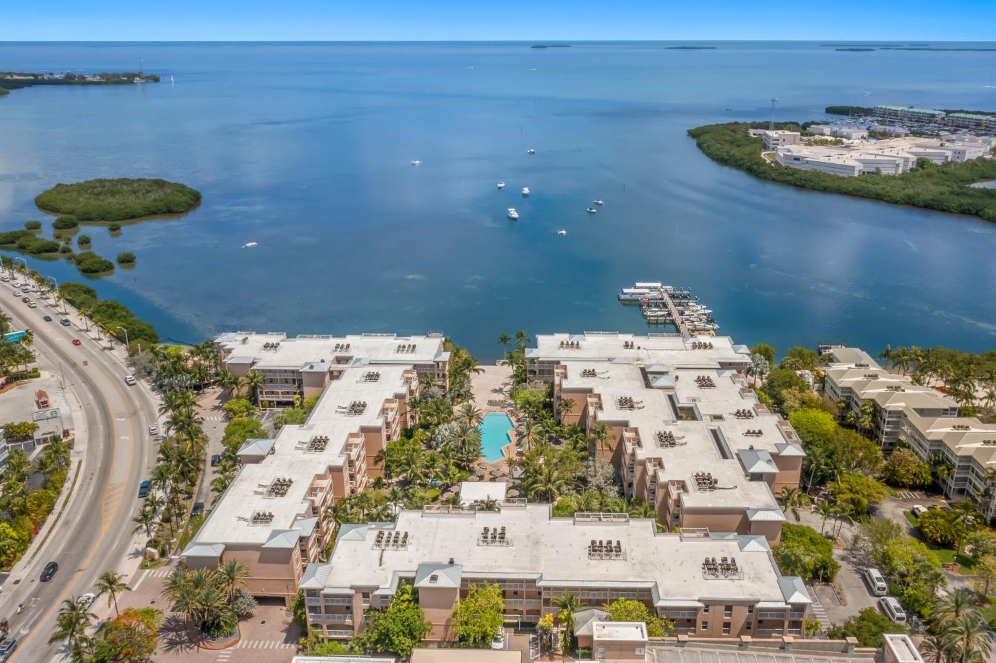 Resort Marriott Beachside 4*