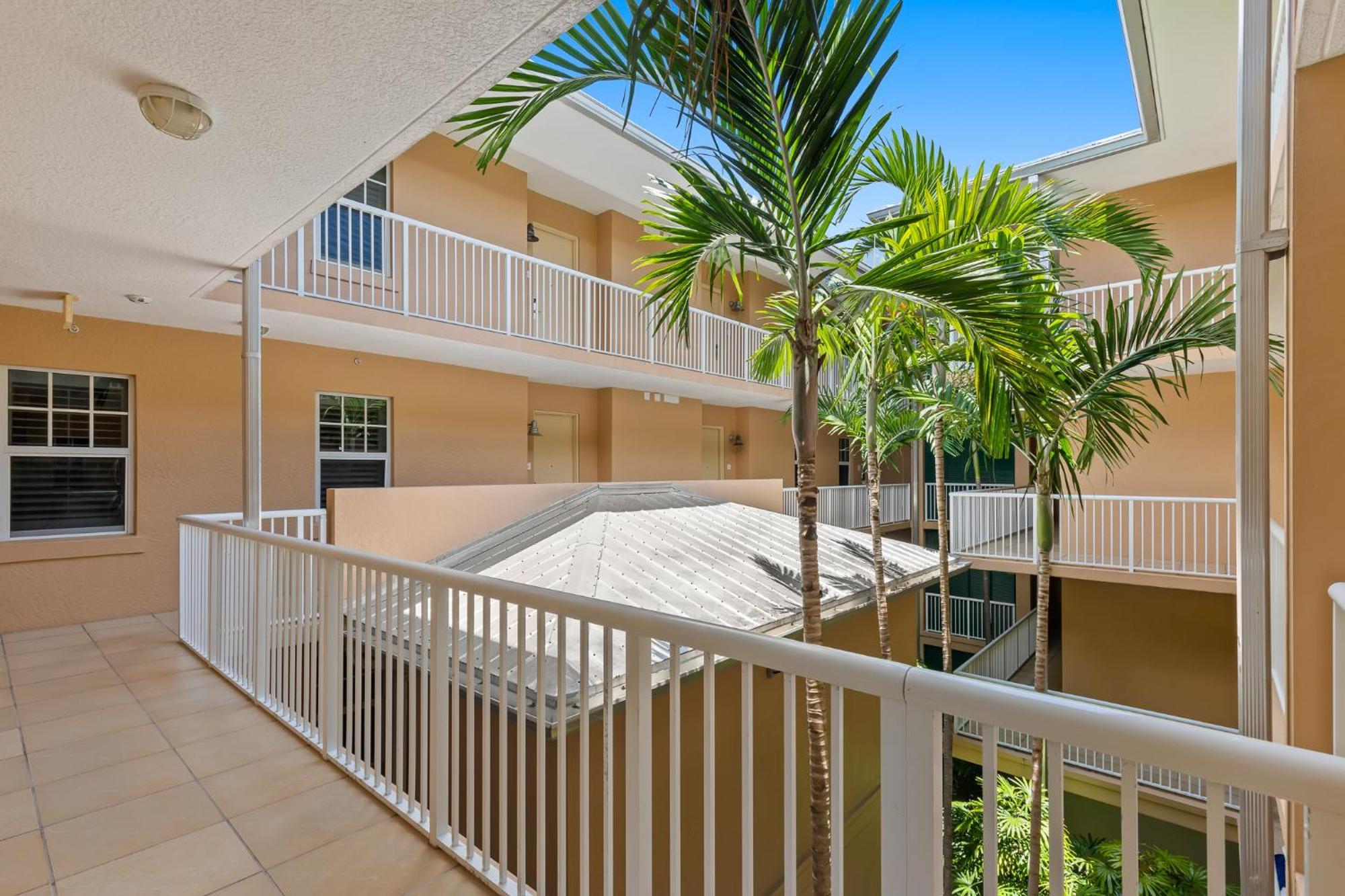 Marriott Beachside 4*