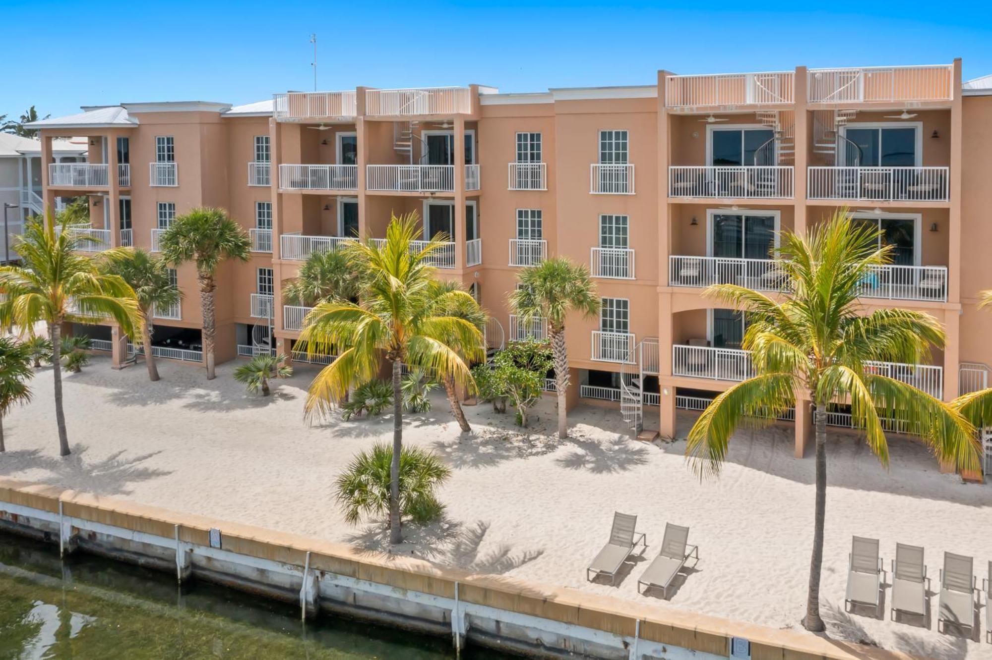 Resort Marriott Beachside