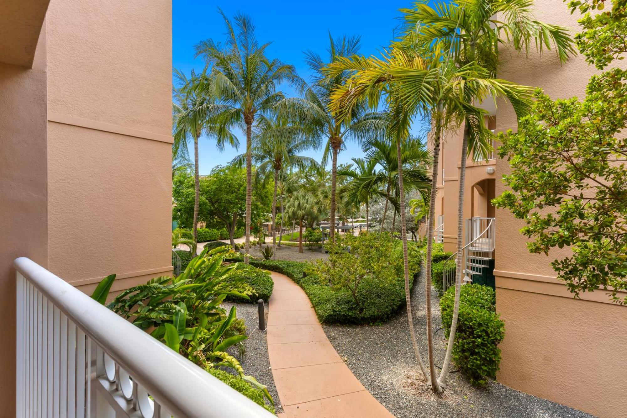 Marriott Beachside